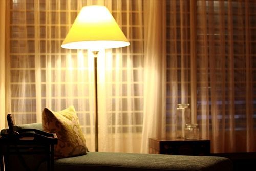 Chymes Hotel 丹绒武雅 外观 照片